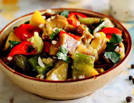 салат из печеных овощей 