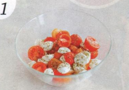  салат с колбасой, помидорами и моцареллой по Итальянски с фото 
