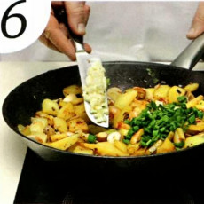 овощное рагу  с шампиньонами +и картофелем
