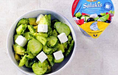 как сделать салат  из авокадо +и огурцов